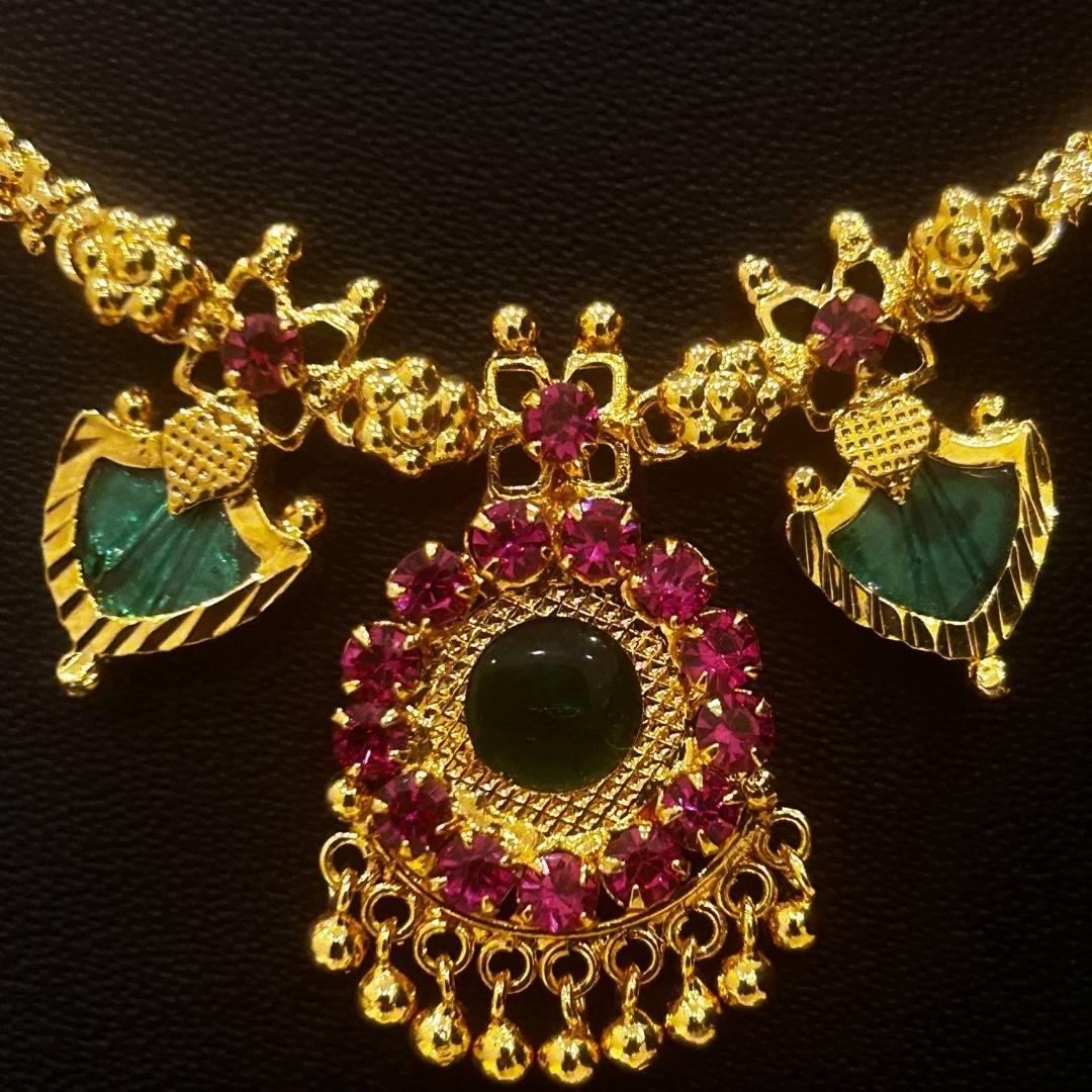 Green Leaf Designer Necklace