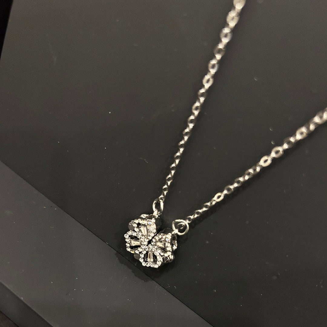 Flower Diamond Magnetic Silver Color Chain