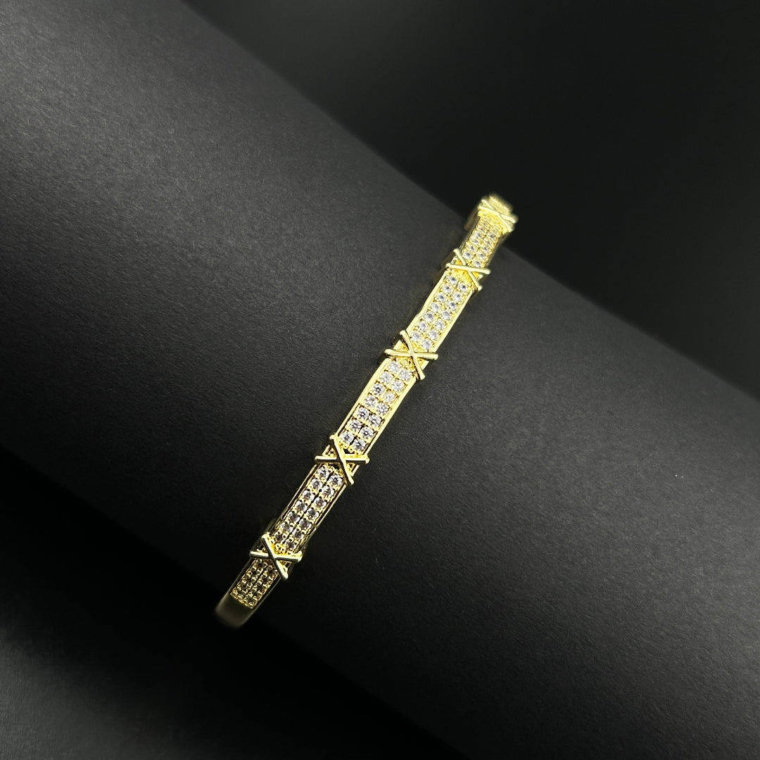 Single Roman Unique Premium Bracelet