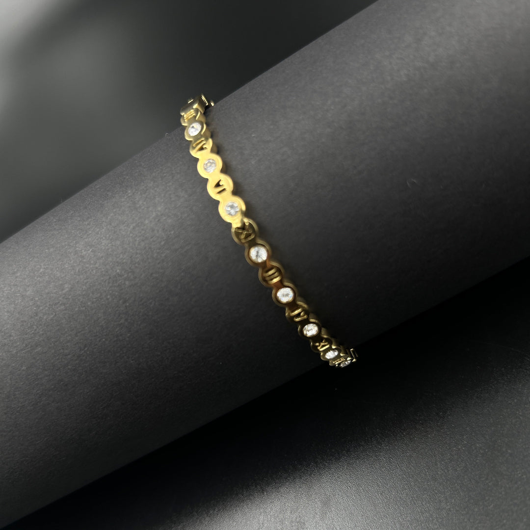 Roman Zigzag Unique Premium Bracelet