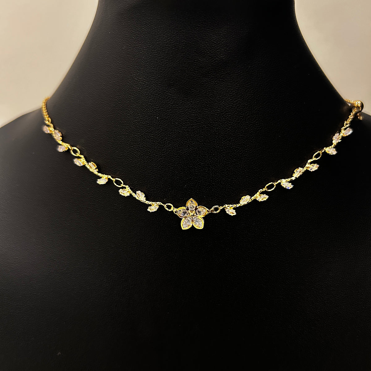 Designer Flower Leaf Necklace