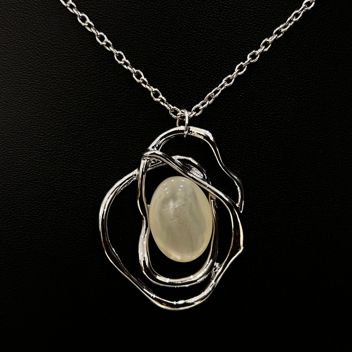 Modern Pendant with Chain Silver Color