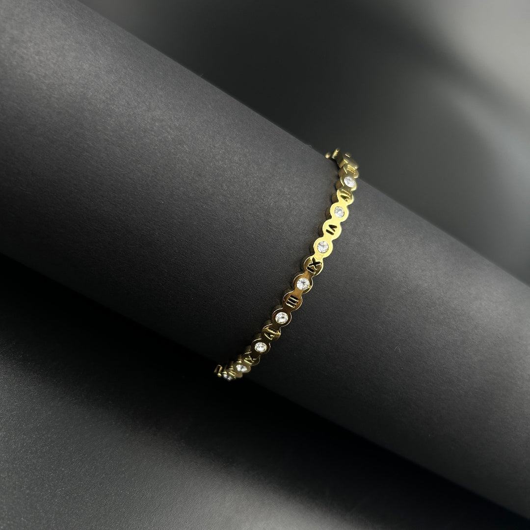 Roman Zigzag Unique Premium Bracelet