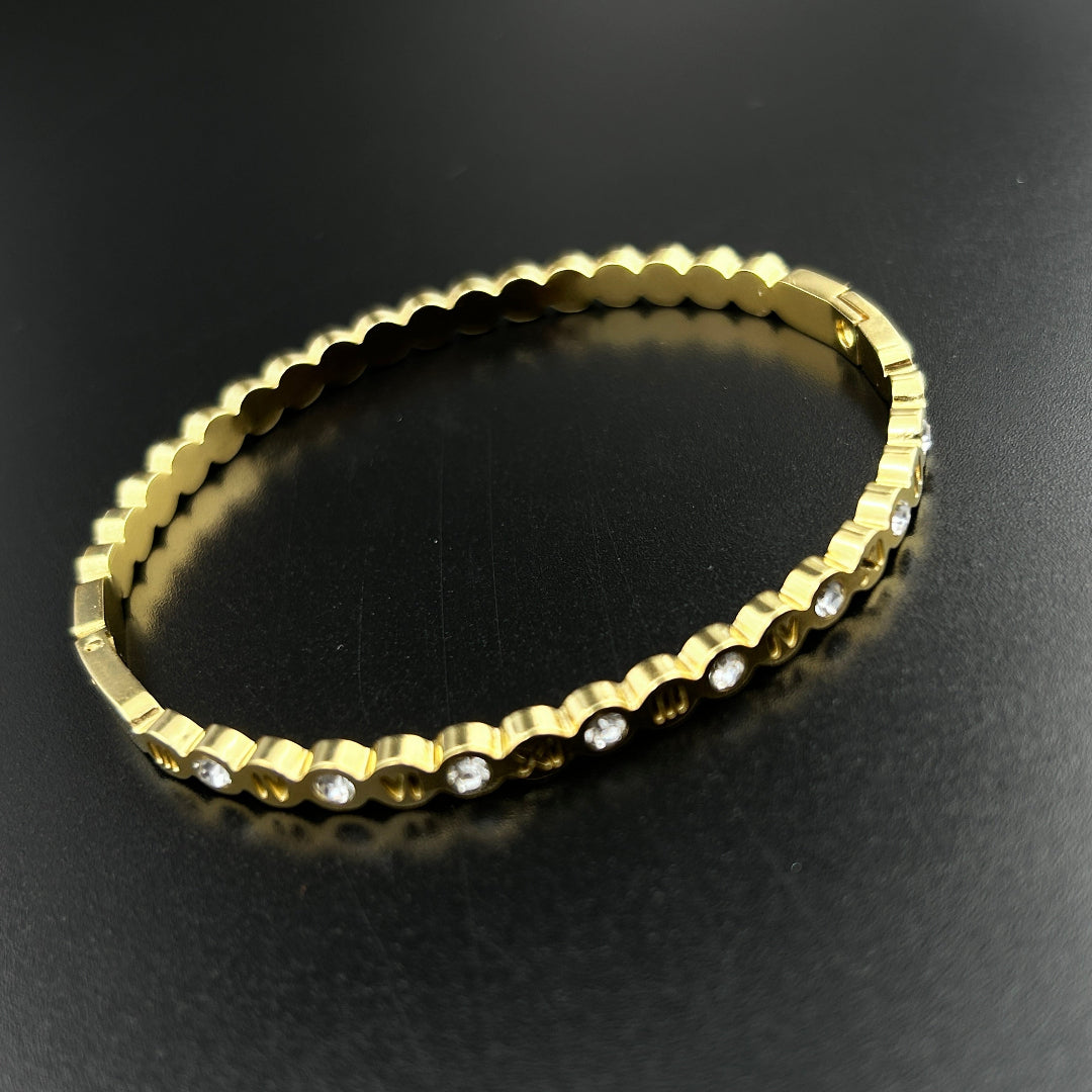 Roman Zigzag Unique Premium Bracelet